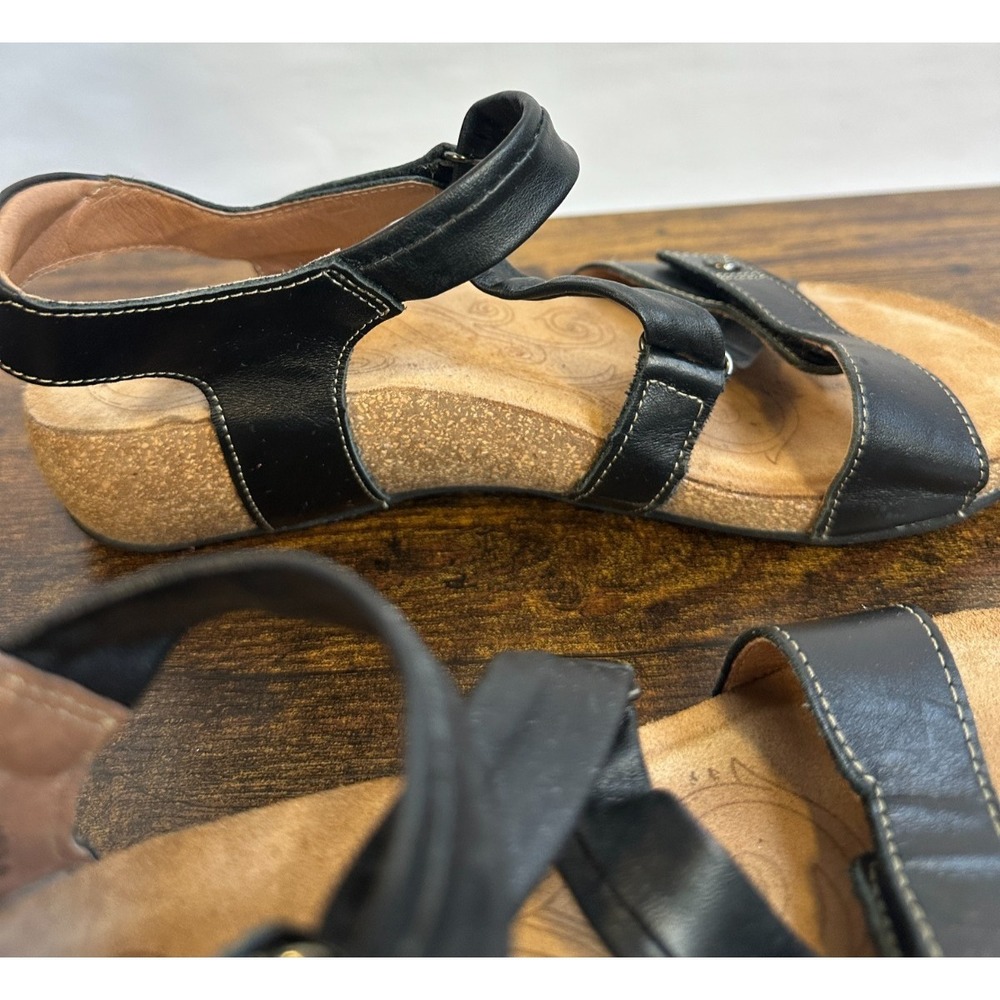 Taos Universe Black Leather Backstrap Sandals Adjustable Size 8-8.5 EUR 39 - Picture 5 of 12